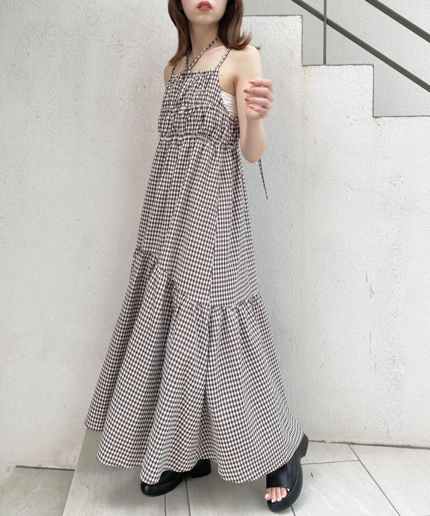 ブラックホワイトチェック 半袖ひざ丈ワンピース　Chloe サイズ36 SUMMER-SALE チェック柄 ワンピース HUIT 全2色｜hit341-0207【1