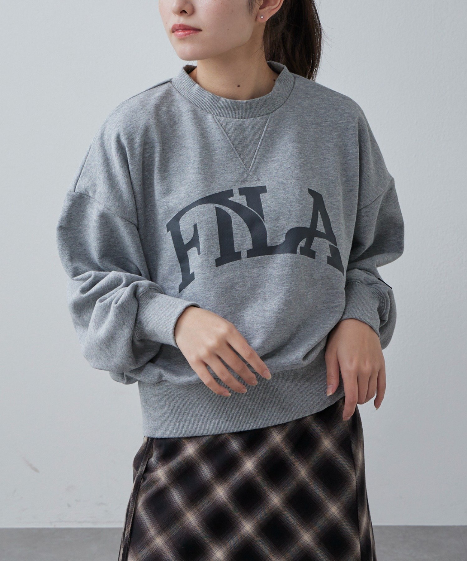 GY | 【Lui's】FILA sweat po | PAL GROUP OUTLET