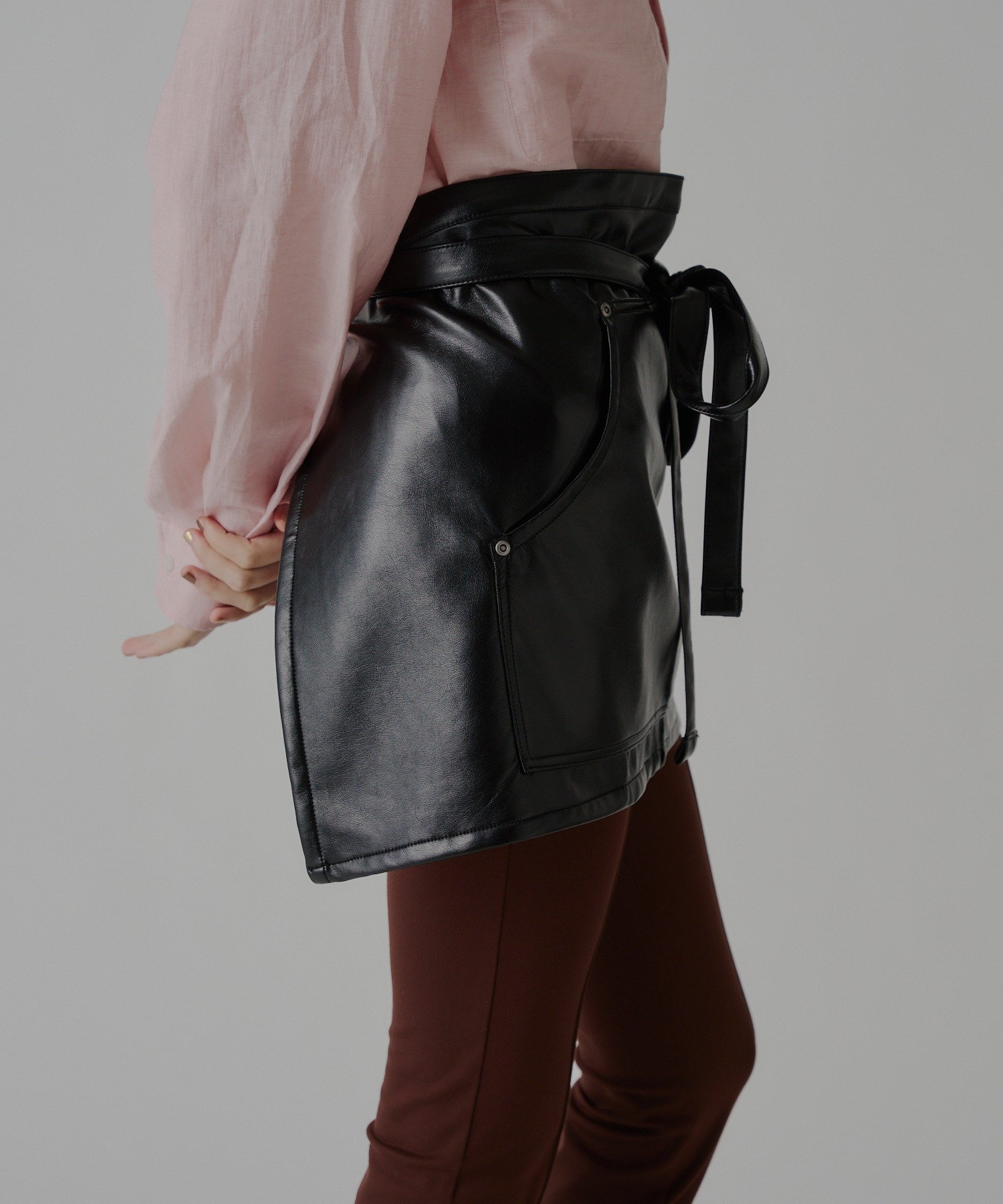 BLK/DNM | 【Kastane】WAIST APRON | PAL GROUP OUTLET